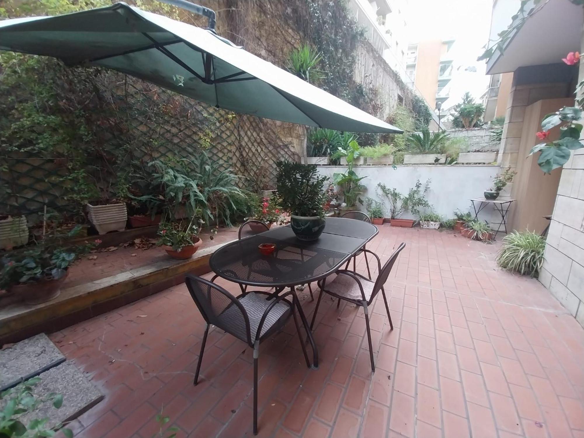 Nina's House Rom